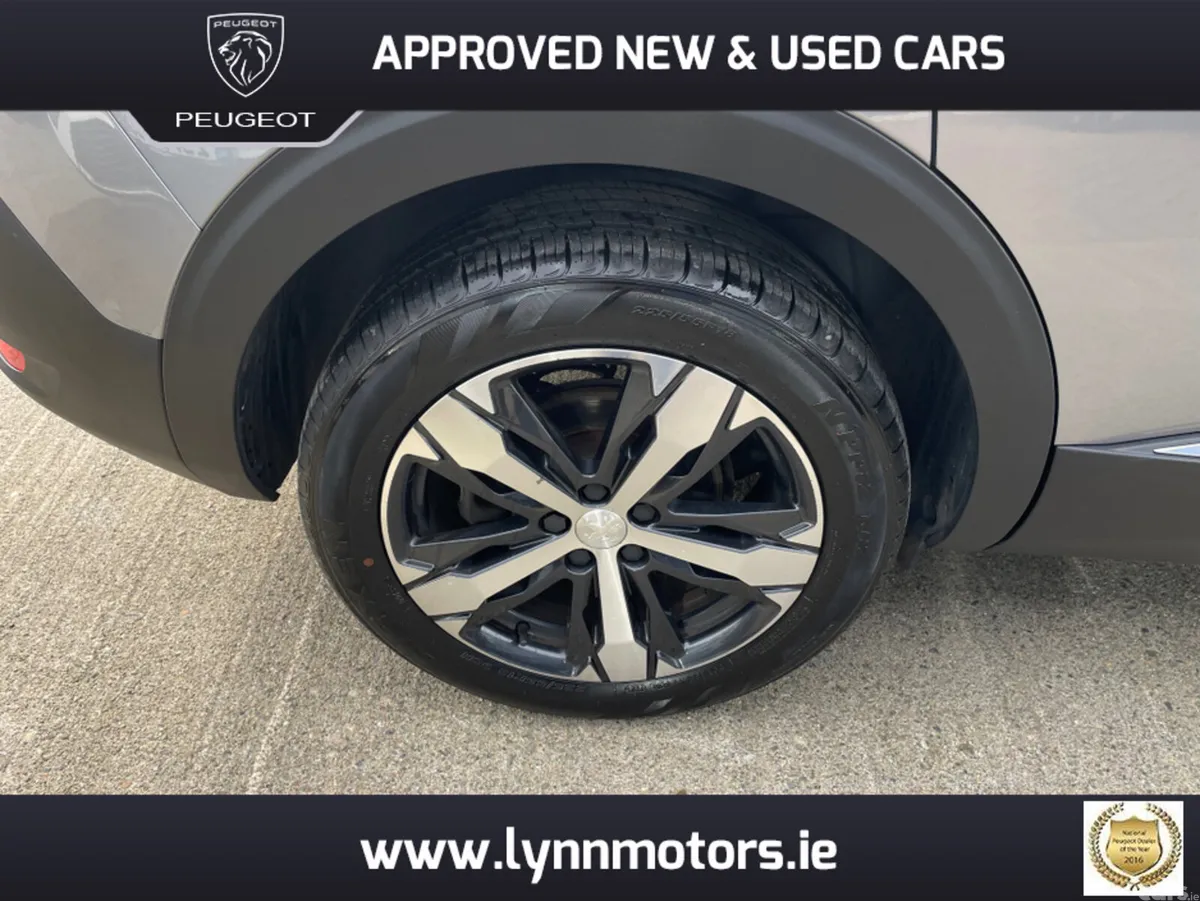 Peugeot 5008 MPV, Diesel, 2021, Grey
