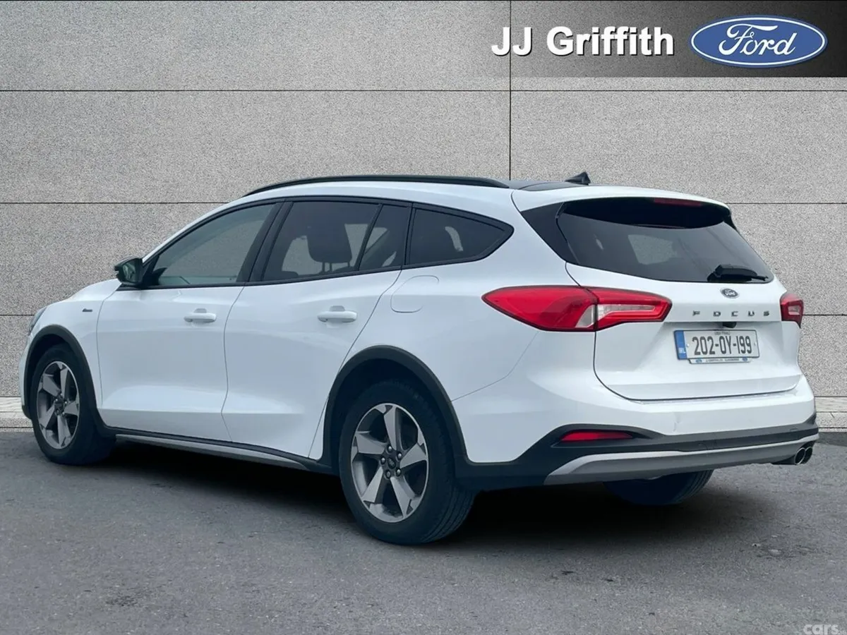 Ford Focus Estate, Petrol, 2020, White