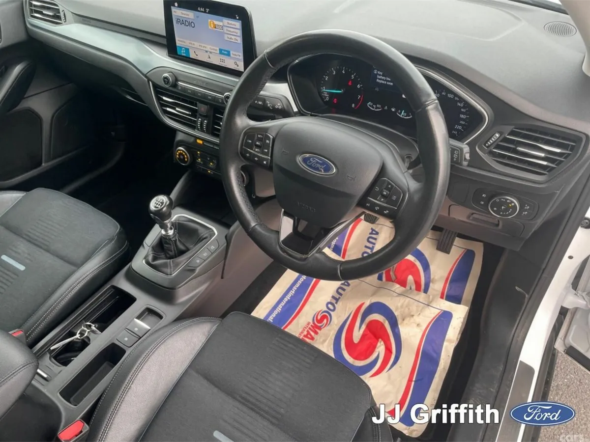 Ford Focus Estate, Petrol, 2020, White