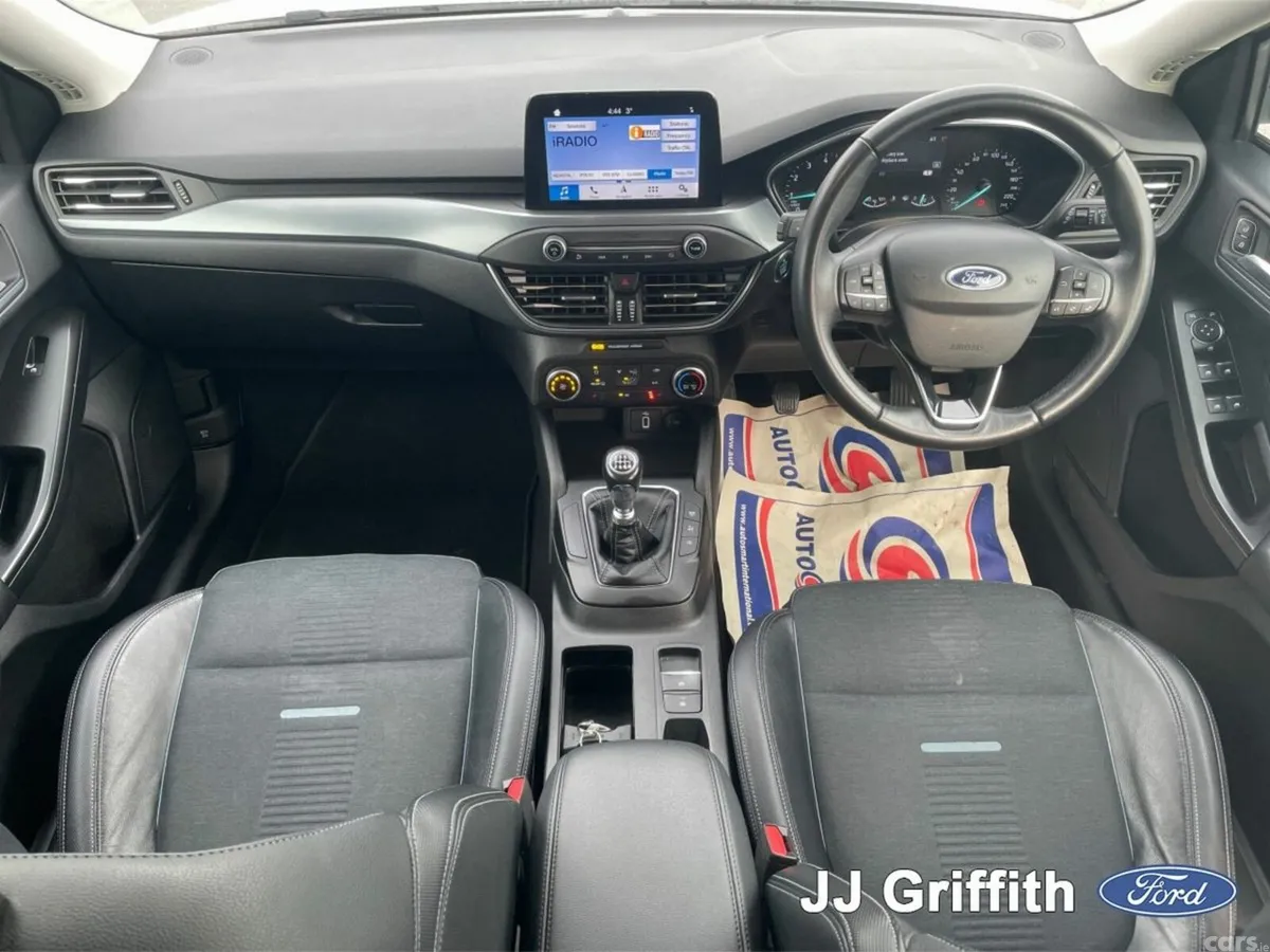 Ford Focus Estate, Petrol, 2020, White
