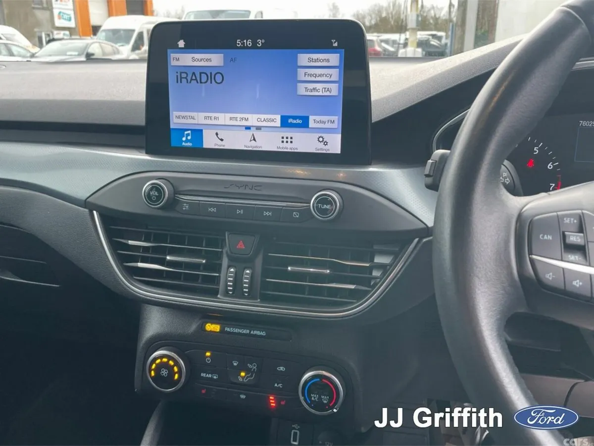Ford Focus Estate, Petrol, 2020, White