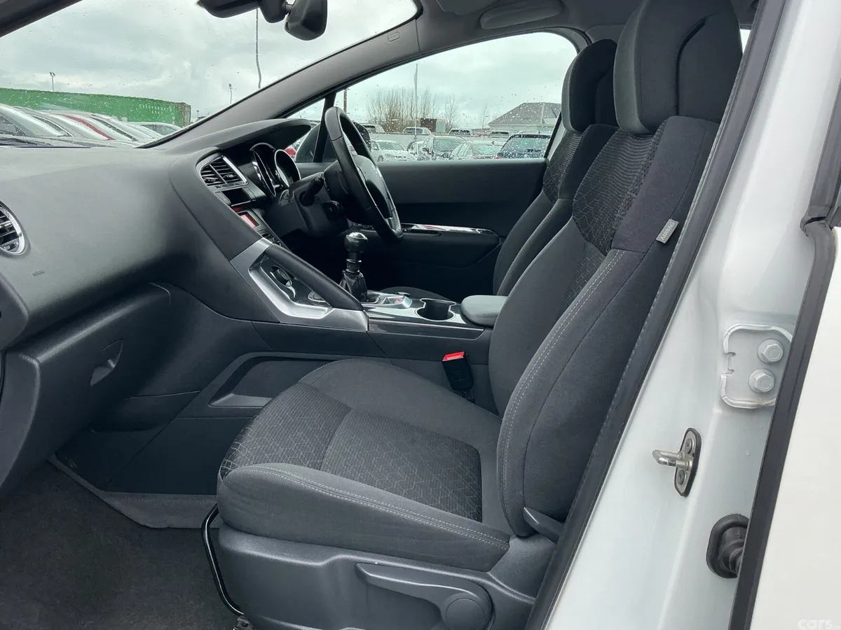 Peugeot 3008 SUV, Diesel, 2015, White