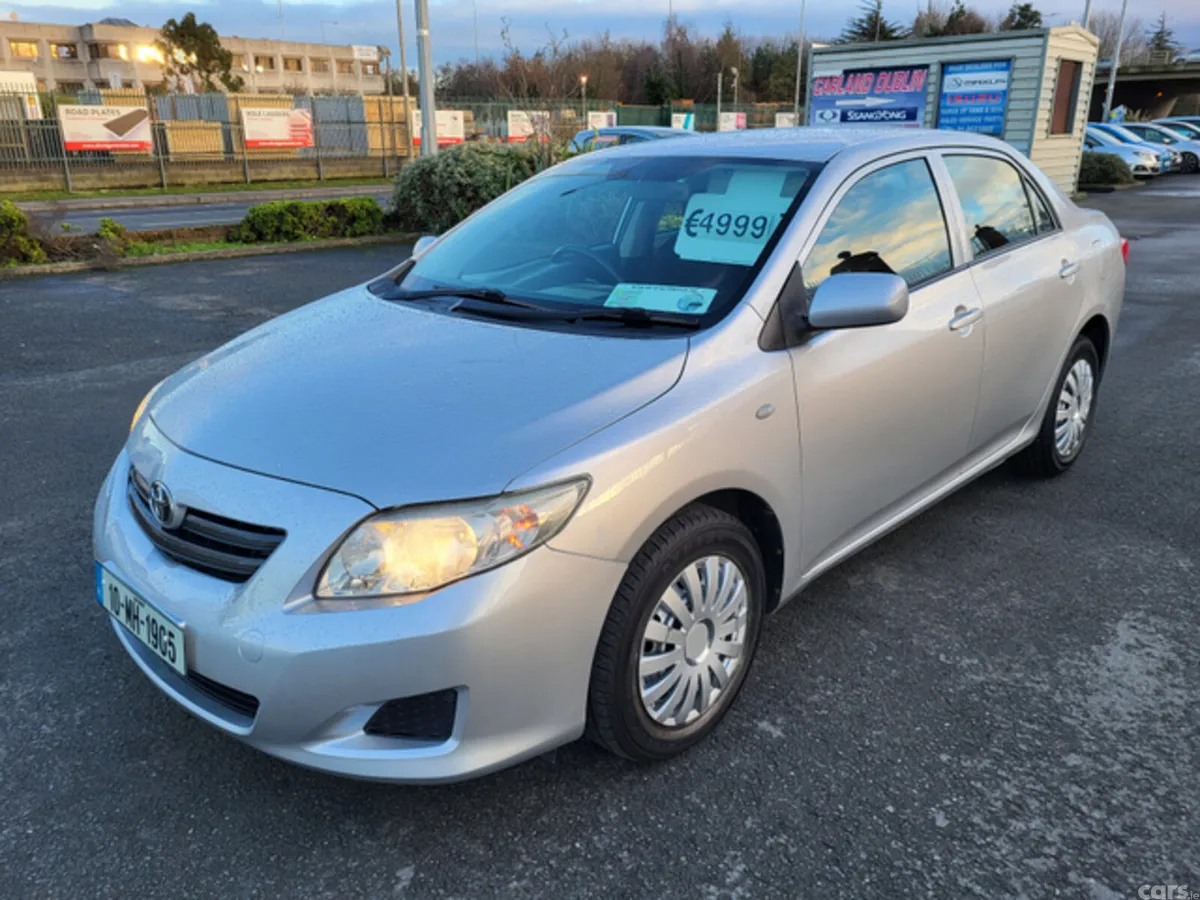 Toyota Corolla Saloon, Petrol, 2010, Silver