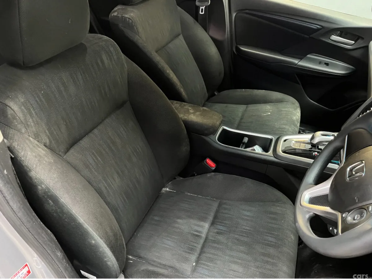 Honda Shuttle MPV, Petrol Hybrid, 2022, Silver