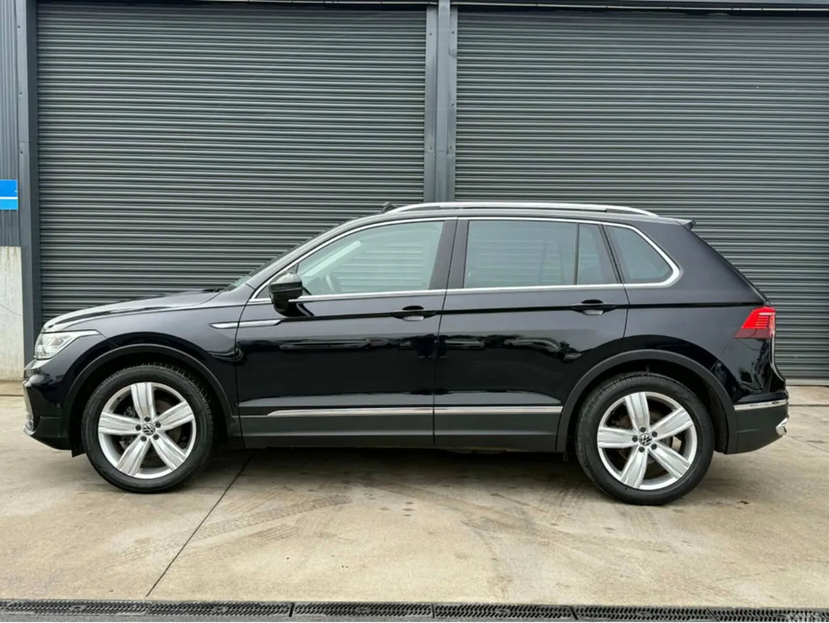 Volkswagen Tiguan SUV, Diesel, 2023, Black
