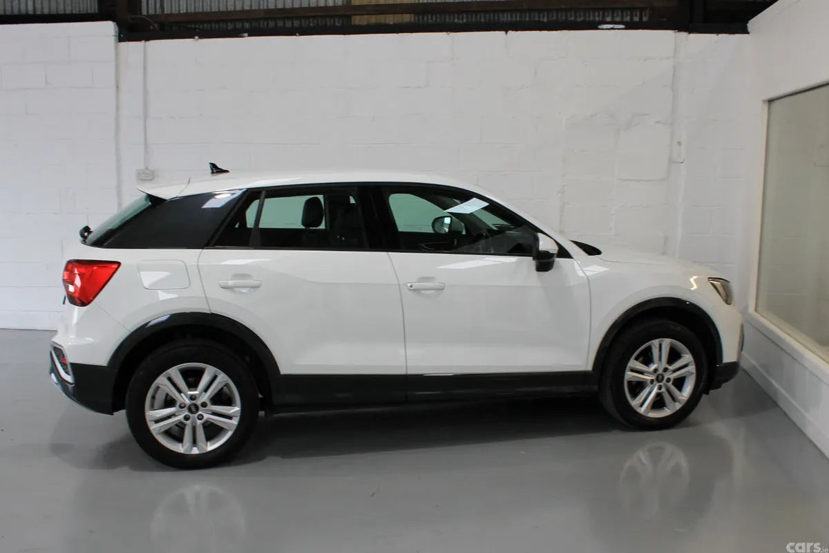 Audi Q2 SUV, Petrol, 2021, White