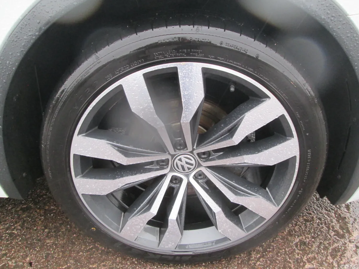 Volkswagen Tiguan SUV, Diesel, 2019, White