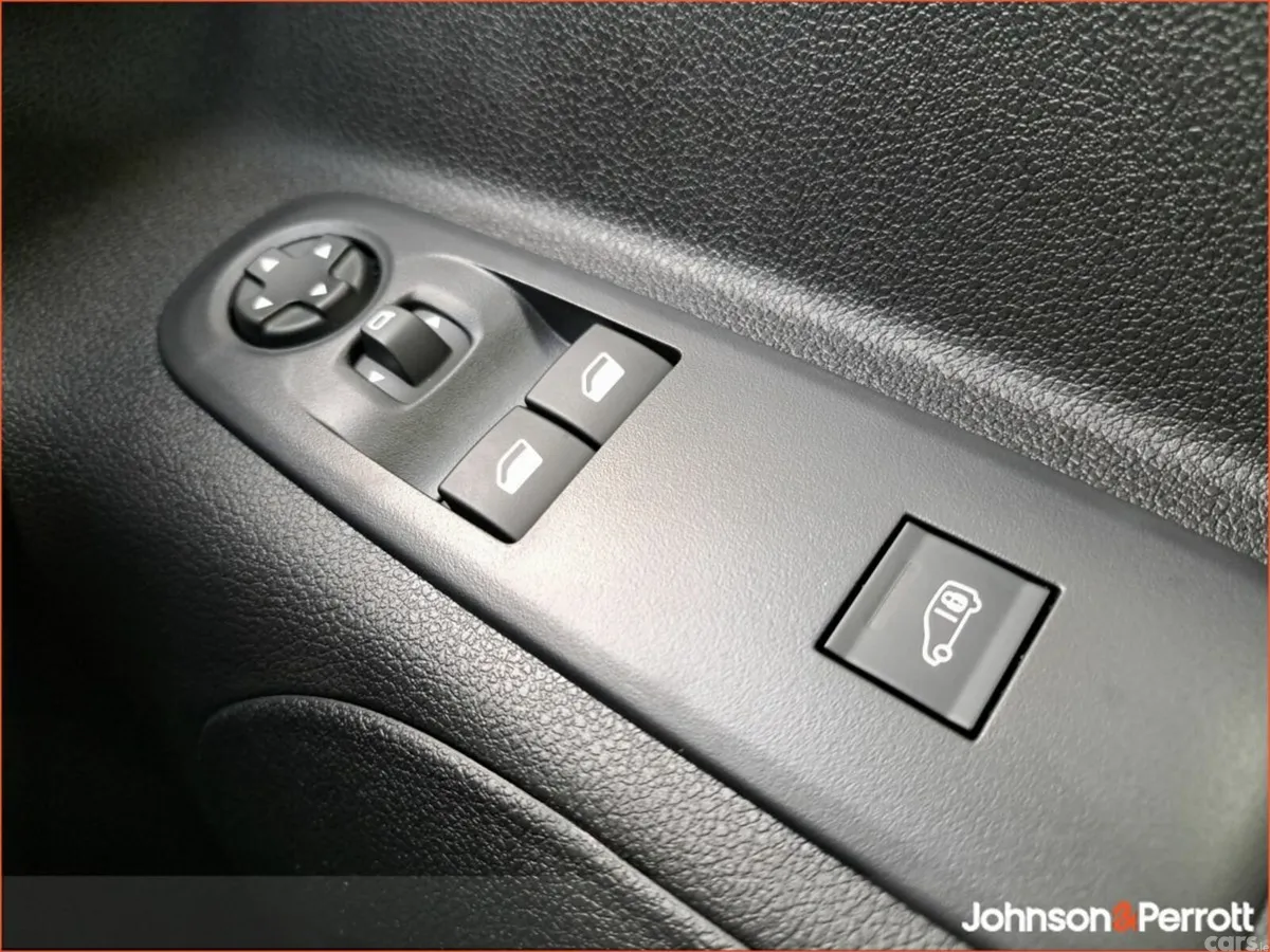 Peugeot Partner MPV, Diesel, 2026, Blue