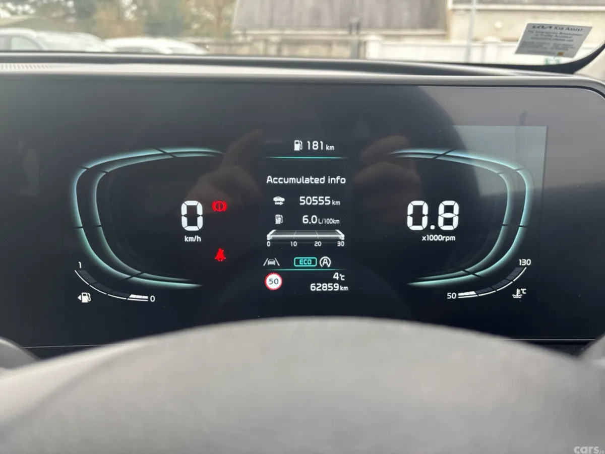 Kia Sportage MPV, Diesel Hybrid, 2023, Red