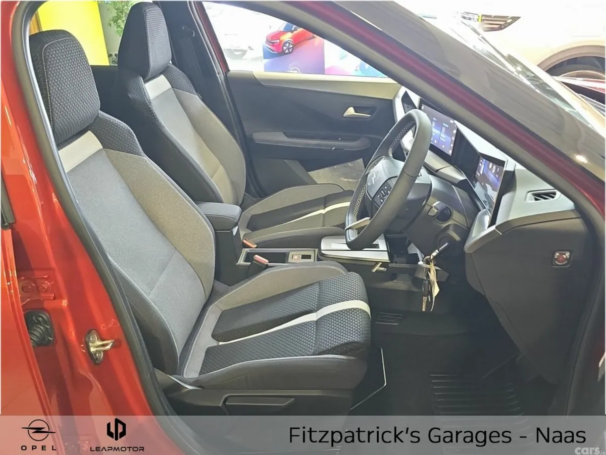 Opel Frontera SUV, Petrol Hybrid, 2026, Orange