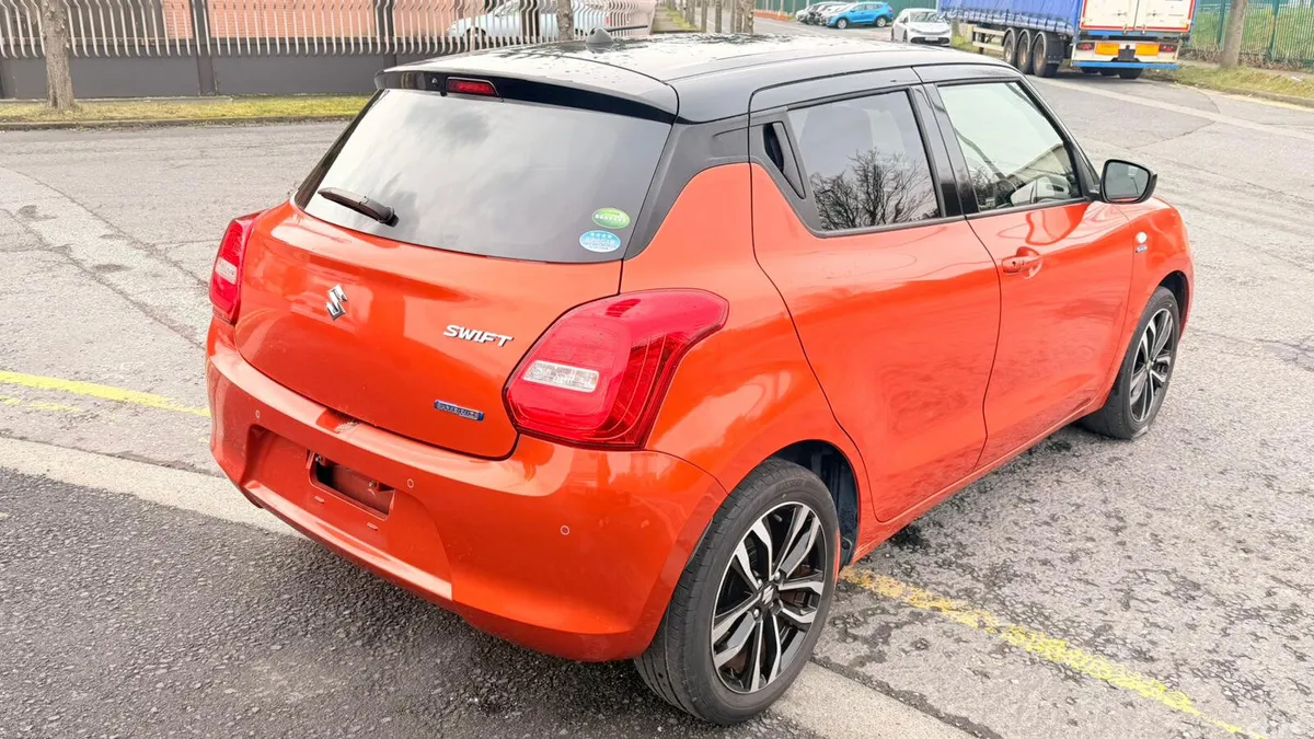 Suzuki Swift Hatchback, Petrol Hybrid, 2020, Orange
