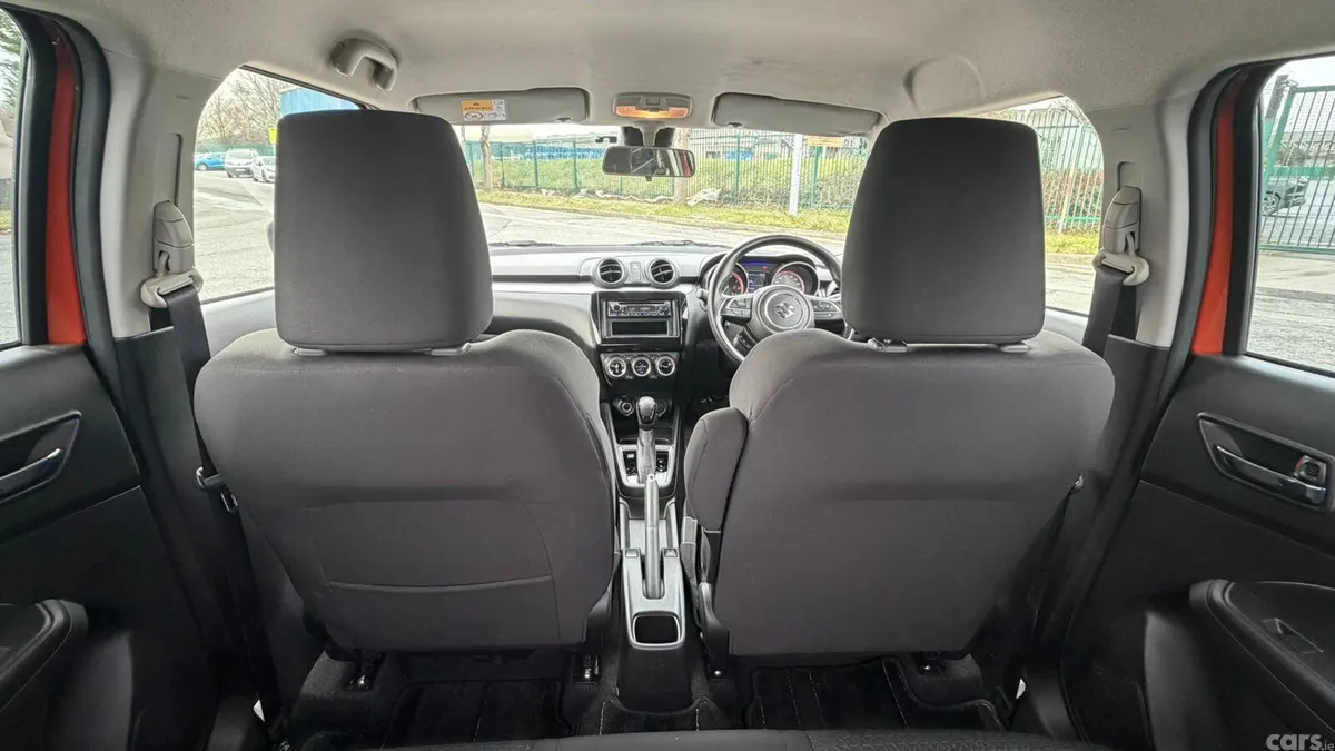 Suzuki Swift Hatchback, Petrol Hybrid, 2020, Orange