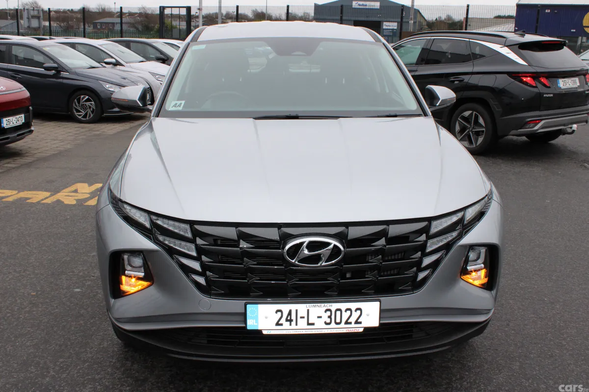 Hyundai Tucson SUV, Diesel, 2024, Grey