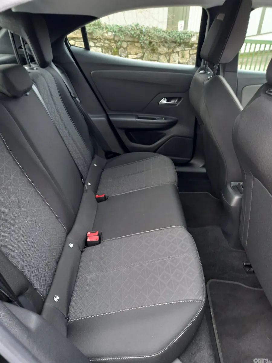 Opel Mokka SUV, Diesel, 2023, Black