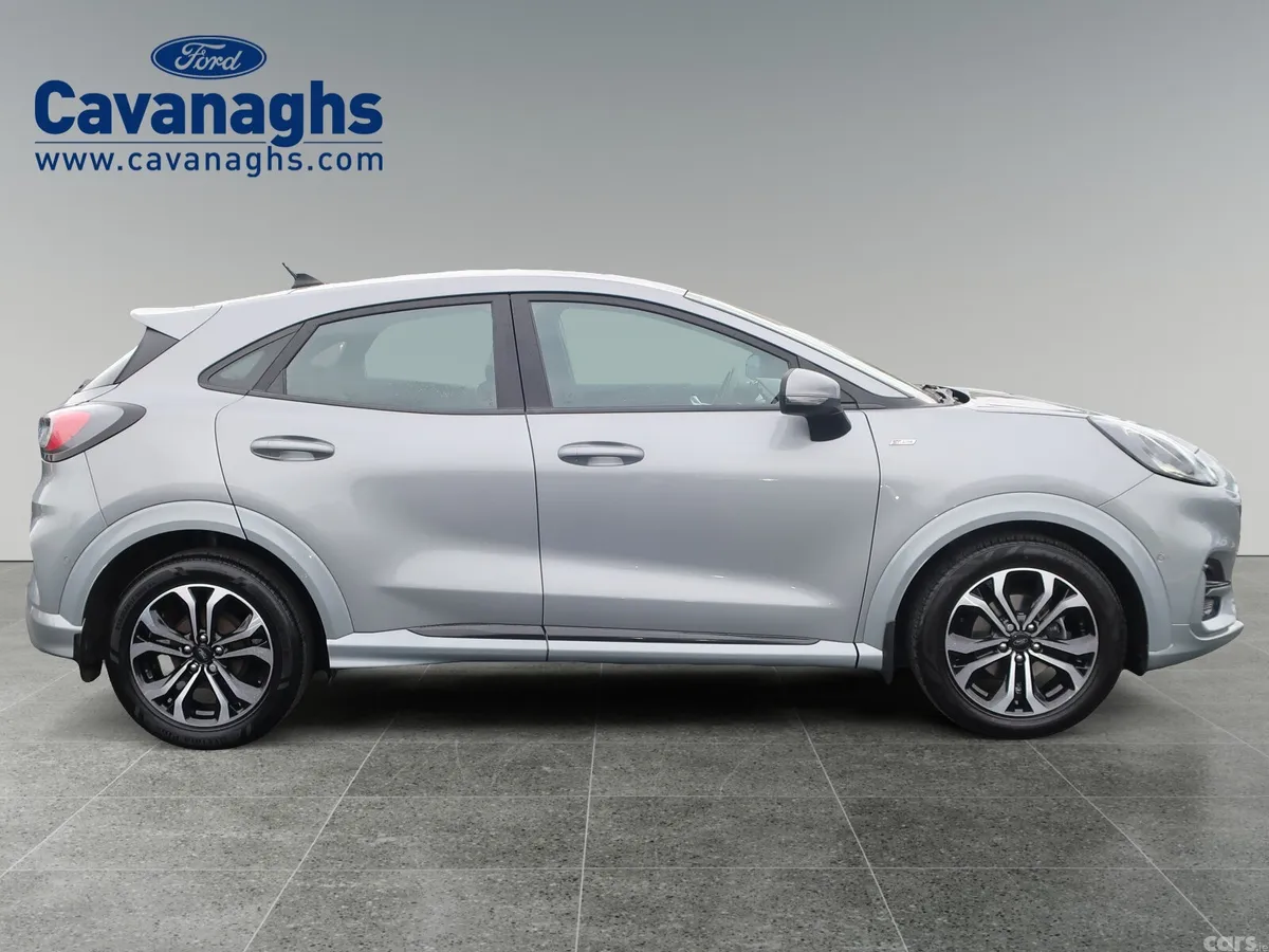 Ford Puma MPV, Petrol Hybrid, 2023, Grey