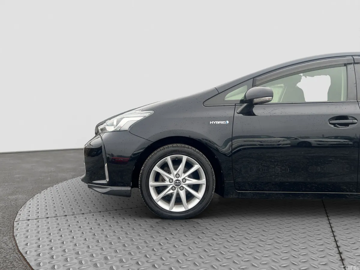 Toyota Prius MPV, Petrol Hybrid, 2019, Black