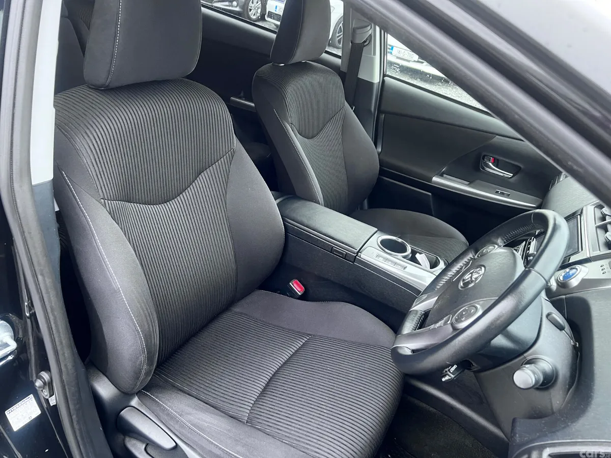 Toyota Prius MPV, Petrol Hybrid, 2019, Black