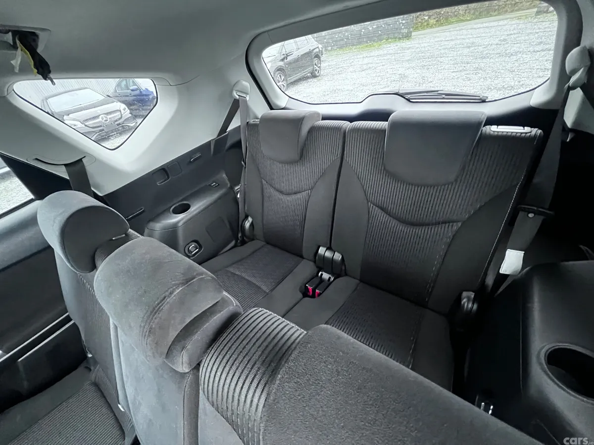 Toyota Prius MPV, Petrol Hybrid, 2019, Black