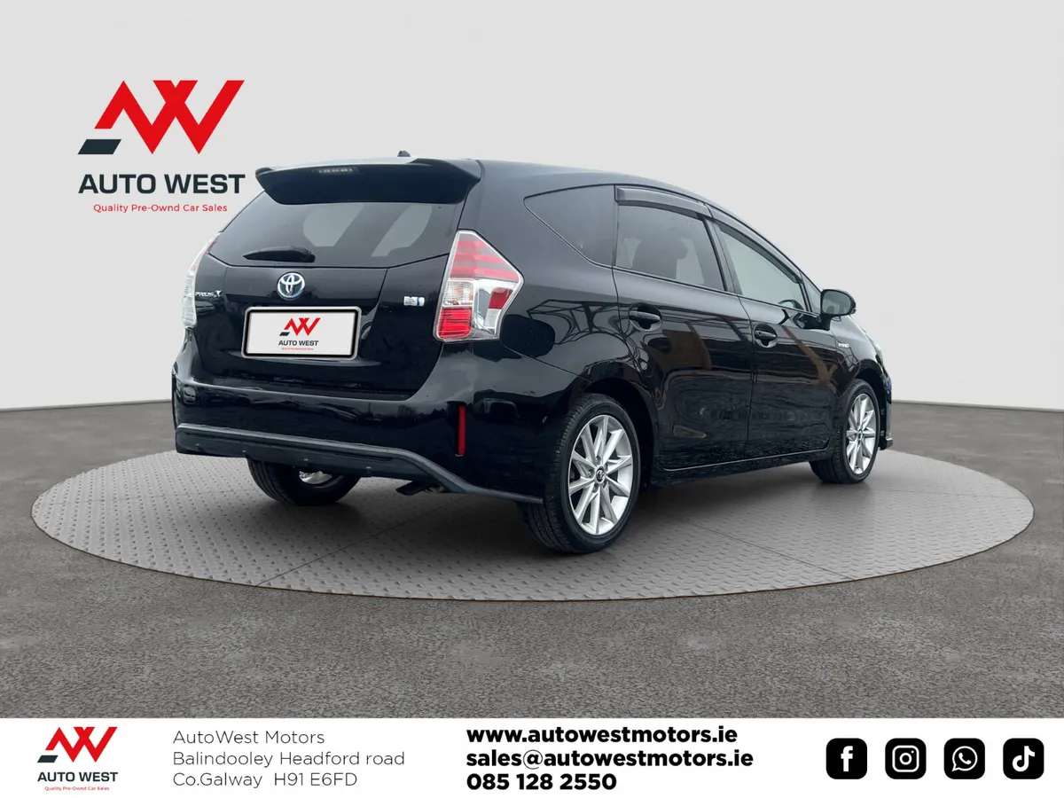Toyota Prius MPV, Petrol Hybrid, 2019, Black