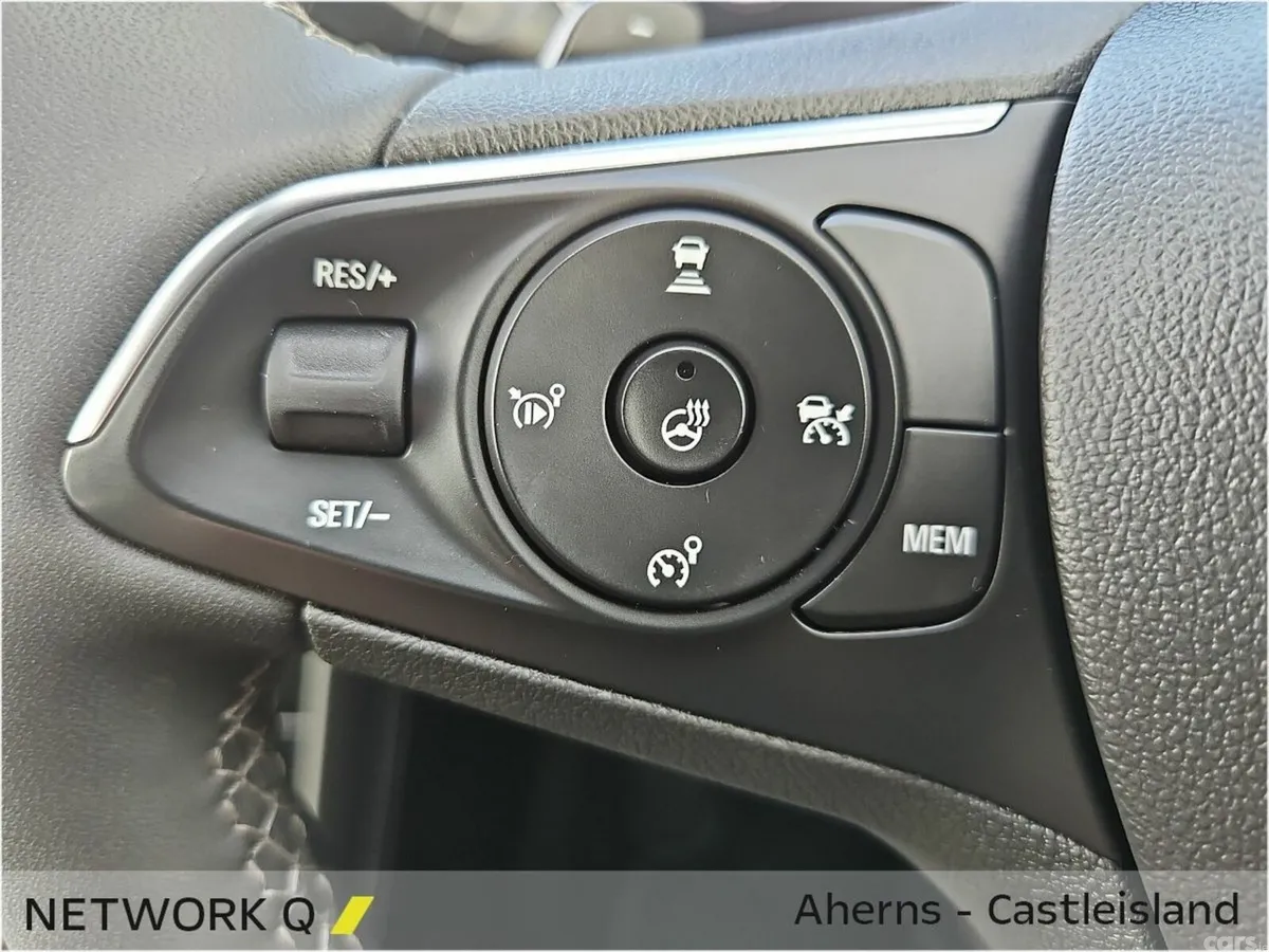 Opel Grandland X SUV, Diesel, 2024, Grey