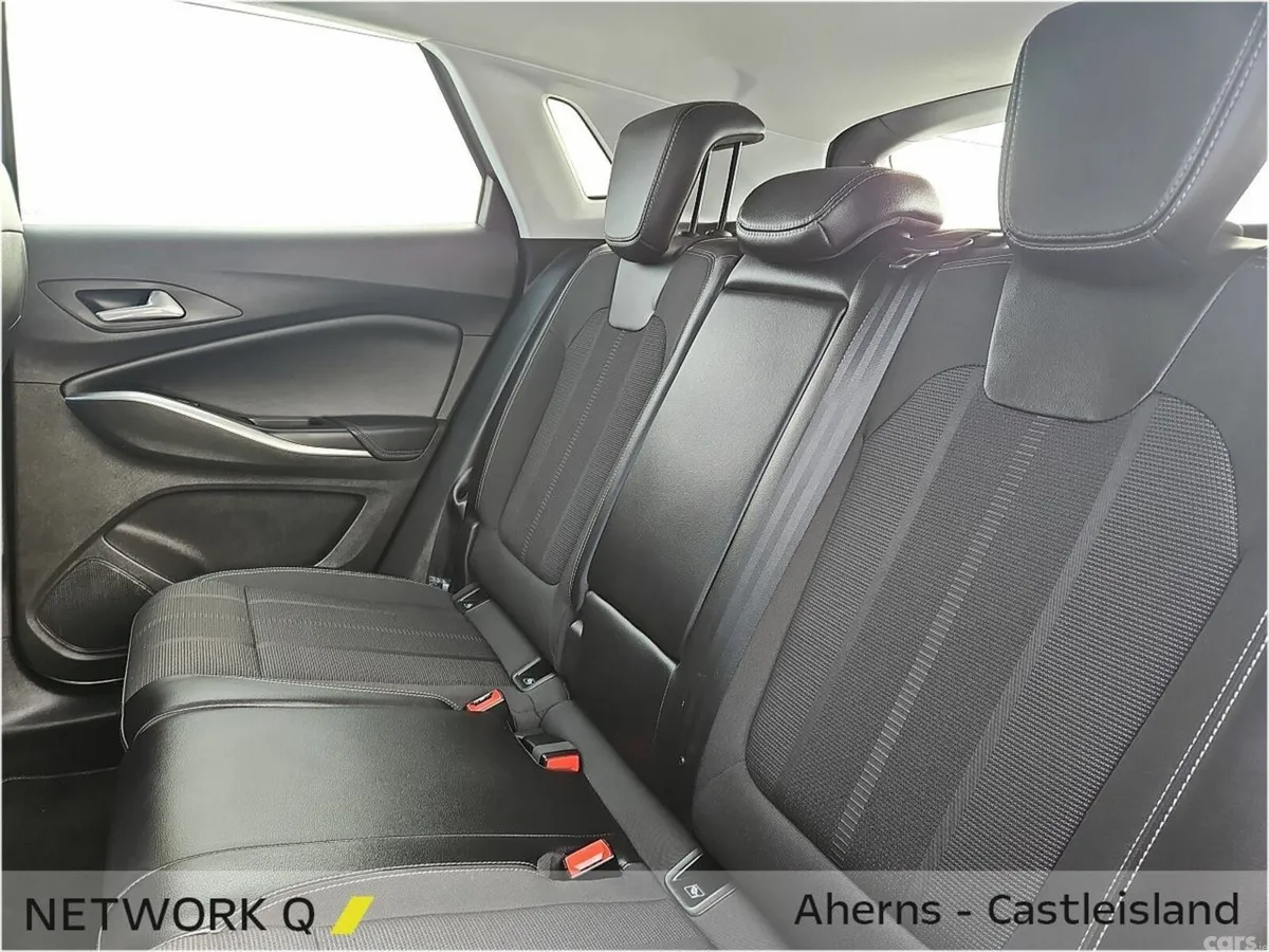 Opel Grandland X SUV, Diesel, 2024, Grey