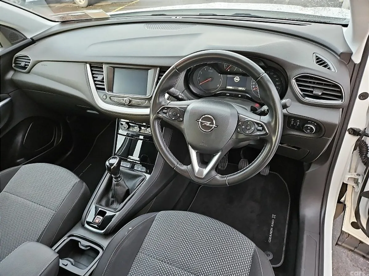 Opel Grandland X SUV, Diesel, 2021, White