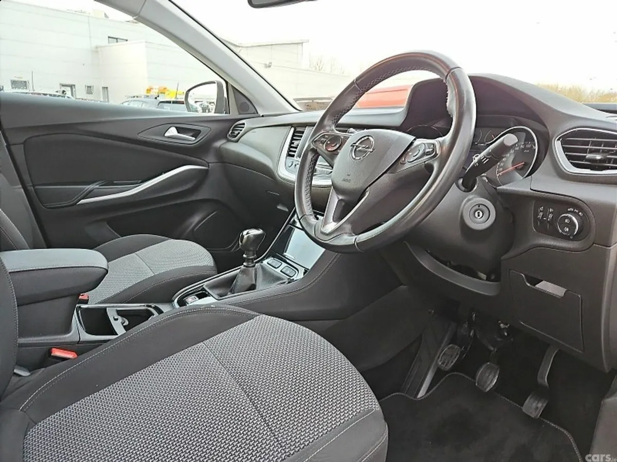 Opel Grandland X SUV, Diesel, 2021, White