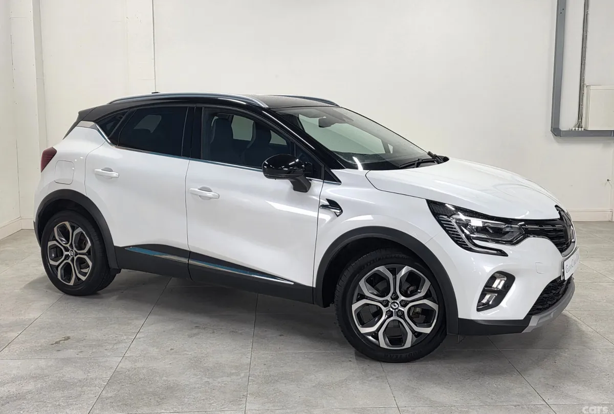 Renault Captur SUV, Petrol Plug-in Hybrid, 2023, White