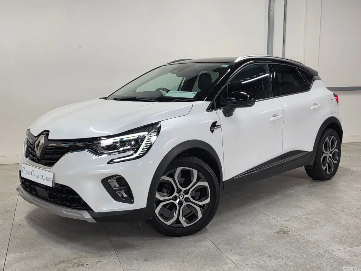 Renault Captur SUV, Petrol Plug-in Hybrid, 2023, White