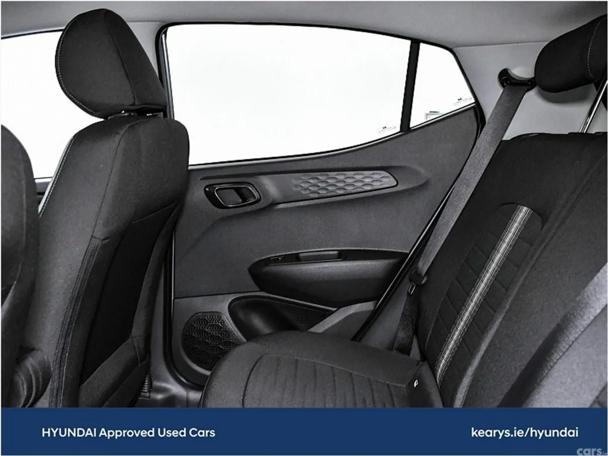 Hyundai i10 Hatchback, Petrol, 2026, White