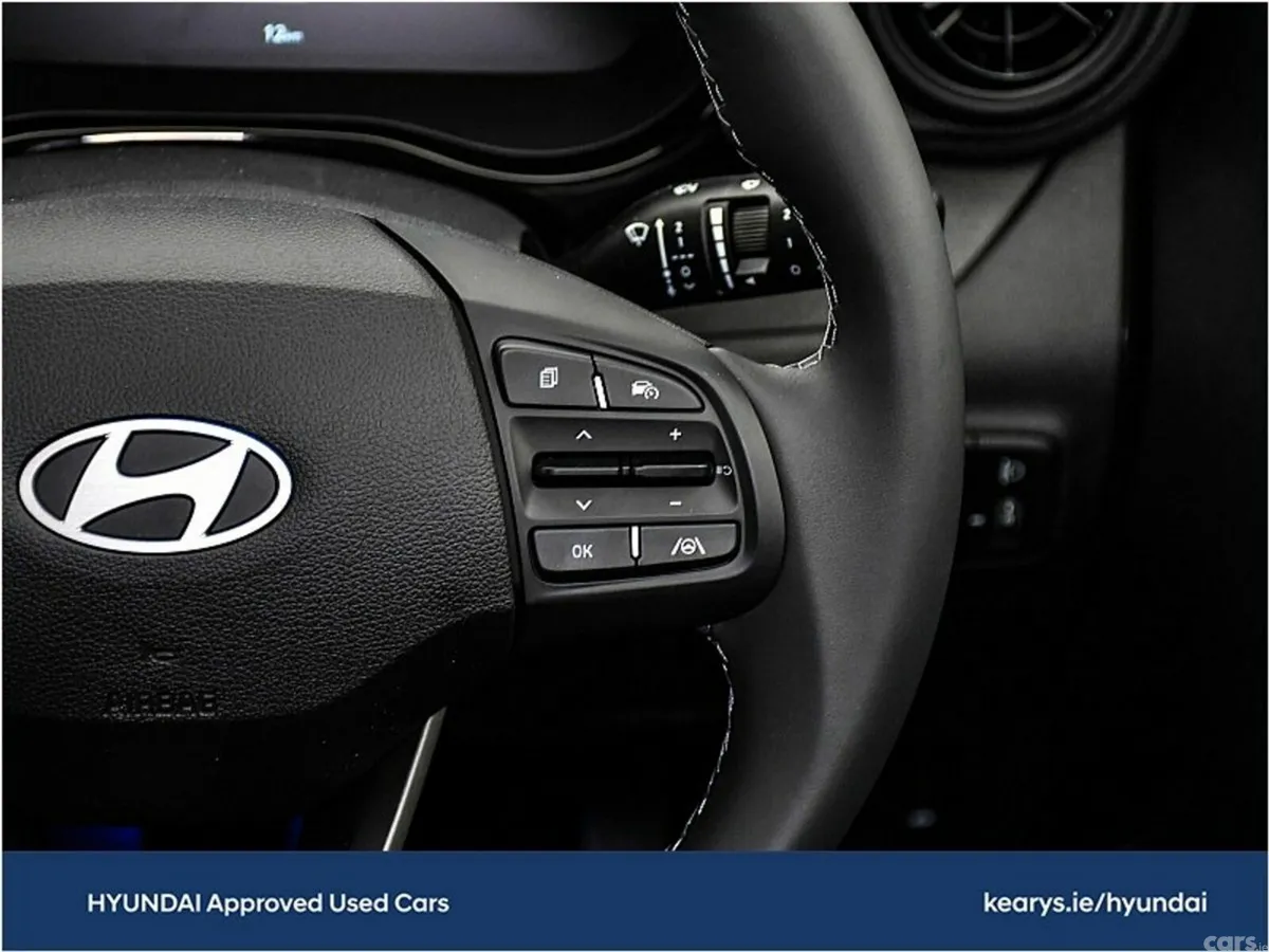 Hyundai i10 Hatchback, Petrol, 2026, White