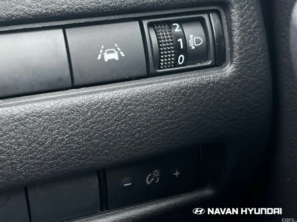 Nissan Qashqai MPV, Petrol Hybrid, 2024, Blue