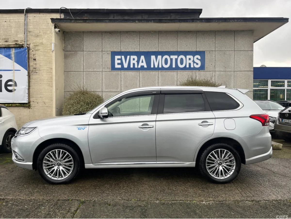 Mitsubishi Outlander SUV, Petrol Plug-in Hybrid, 2020, Grey