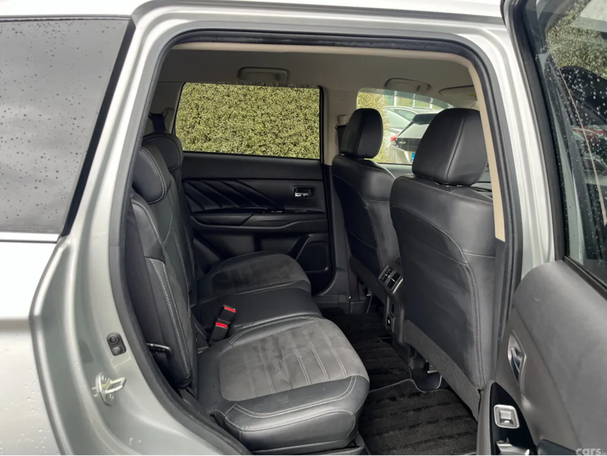 Mitsubishi Outlander SUV, Petrol Plug-in Hybrid, 2020, Grey