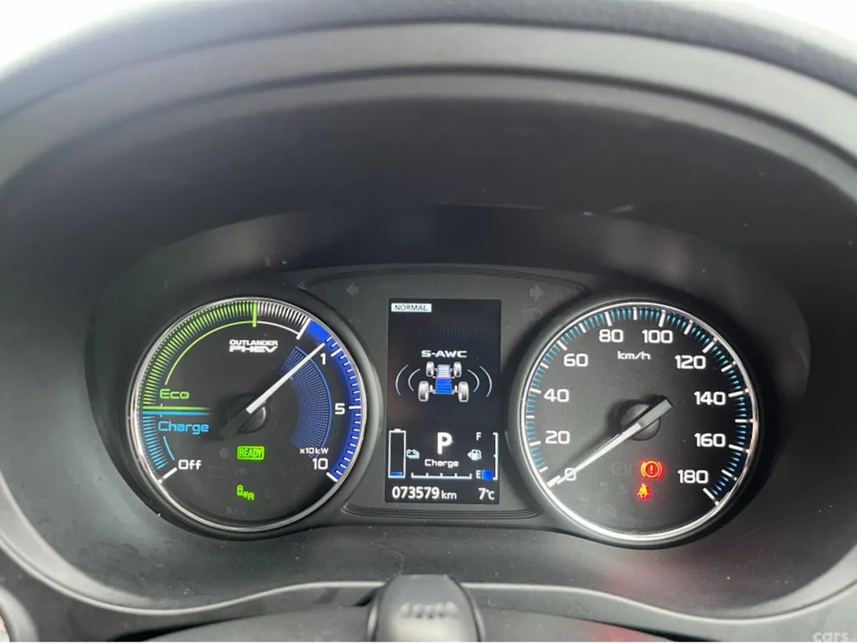 Mitsubishi Outlander SUV, Petrol Plug-in Hybrid, 2020, Grey