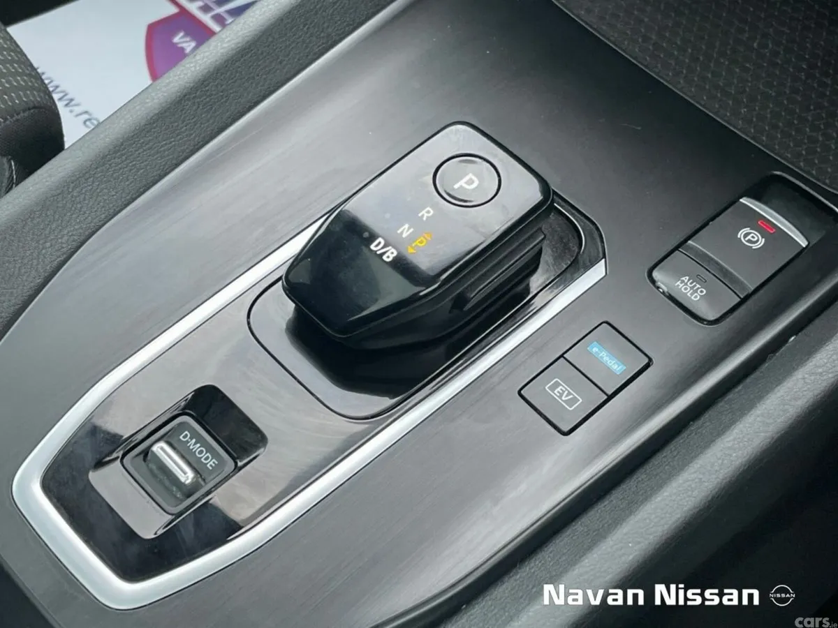 Nissan Qashqai MPV, Petrol Hybrid, 2024, Blue