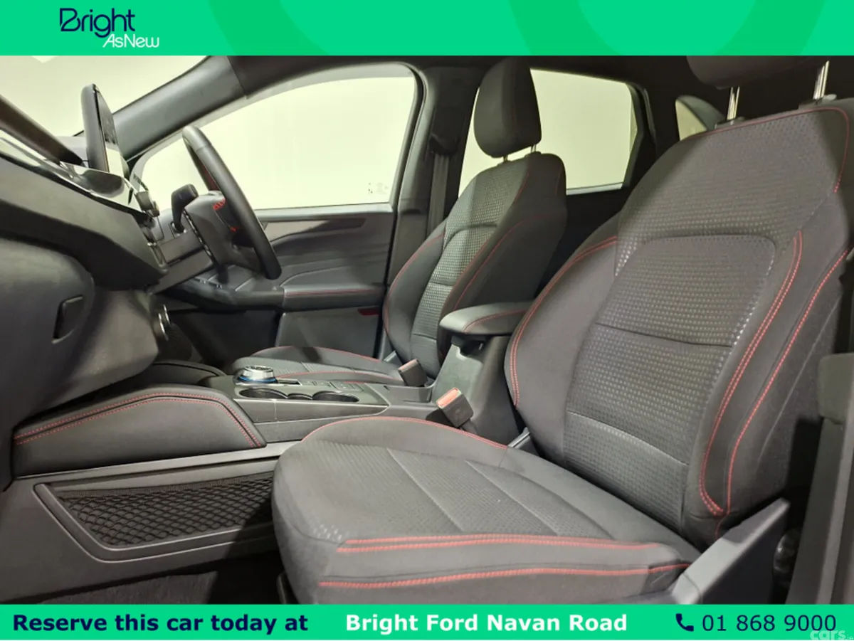 Ford Kuga MPV, Petrol Plug-in Hybrid, 2024, Black