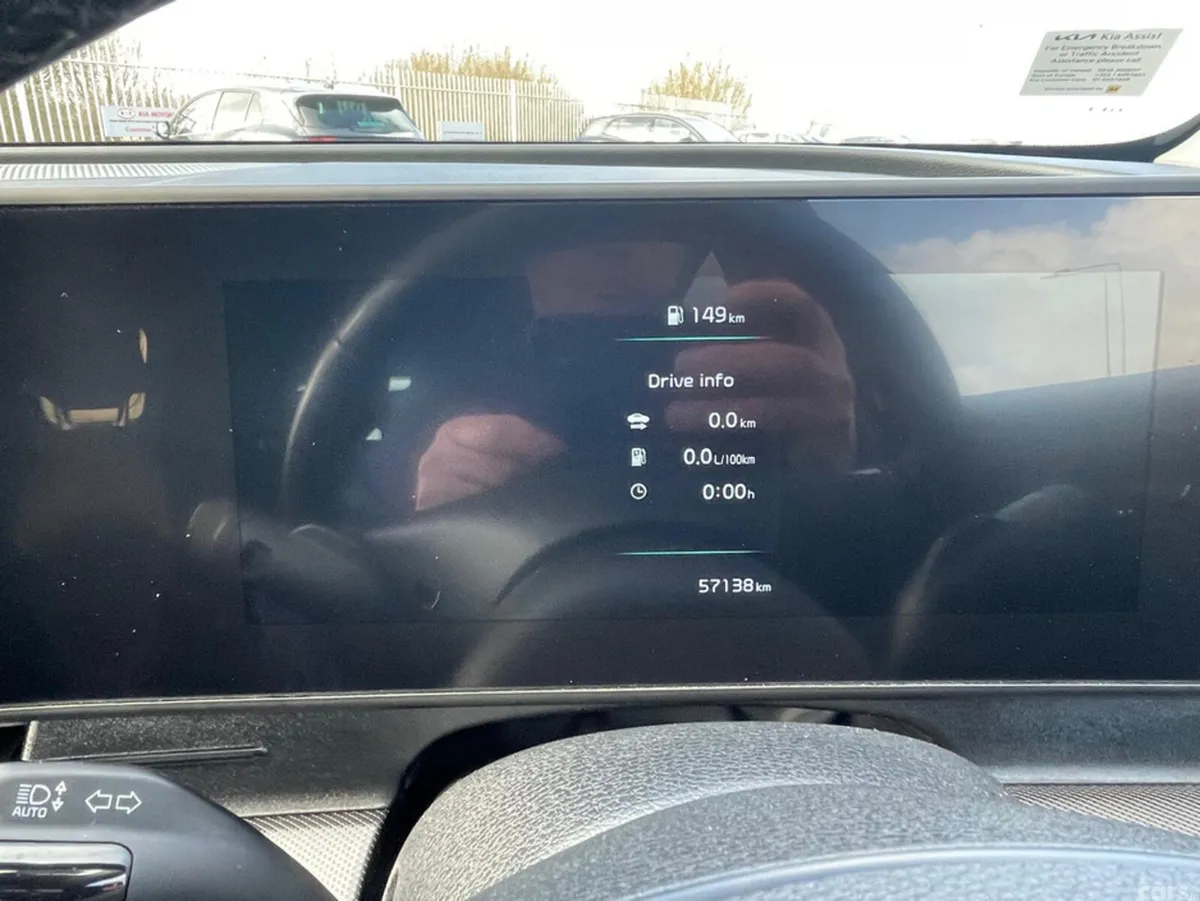 Kia Sportage MPV, Diesel Hybrid, 2023, Red