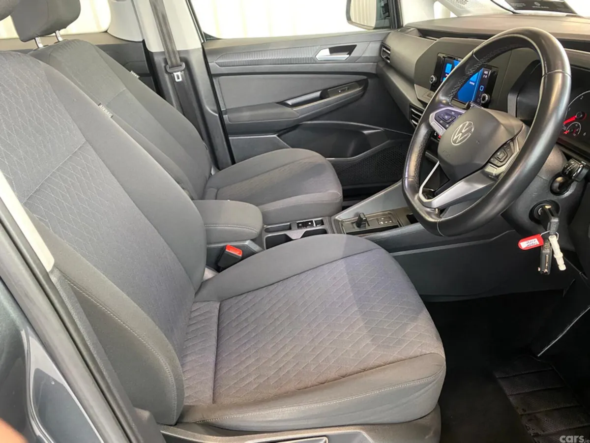 Volkswagen Caddy Maxi Life MPV, Diesel, 2023, Grey