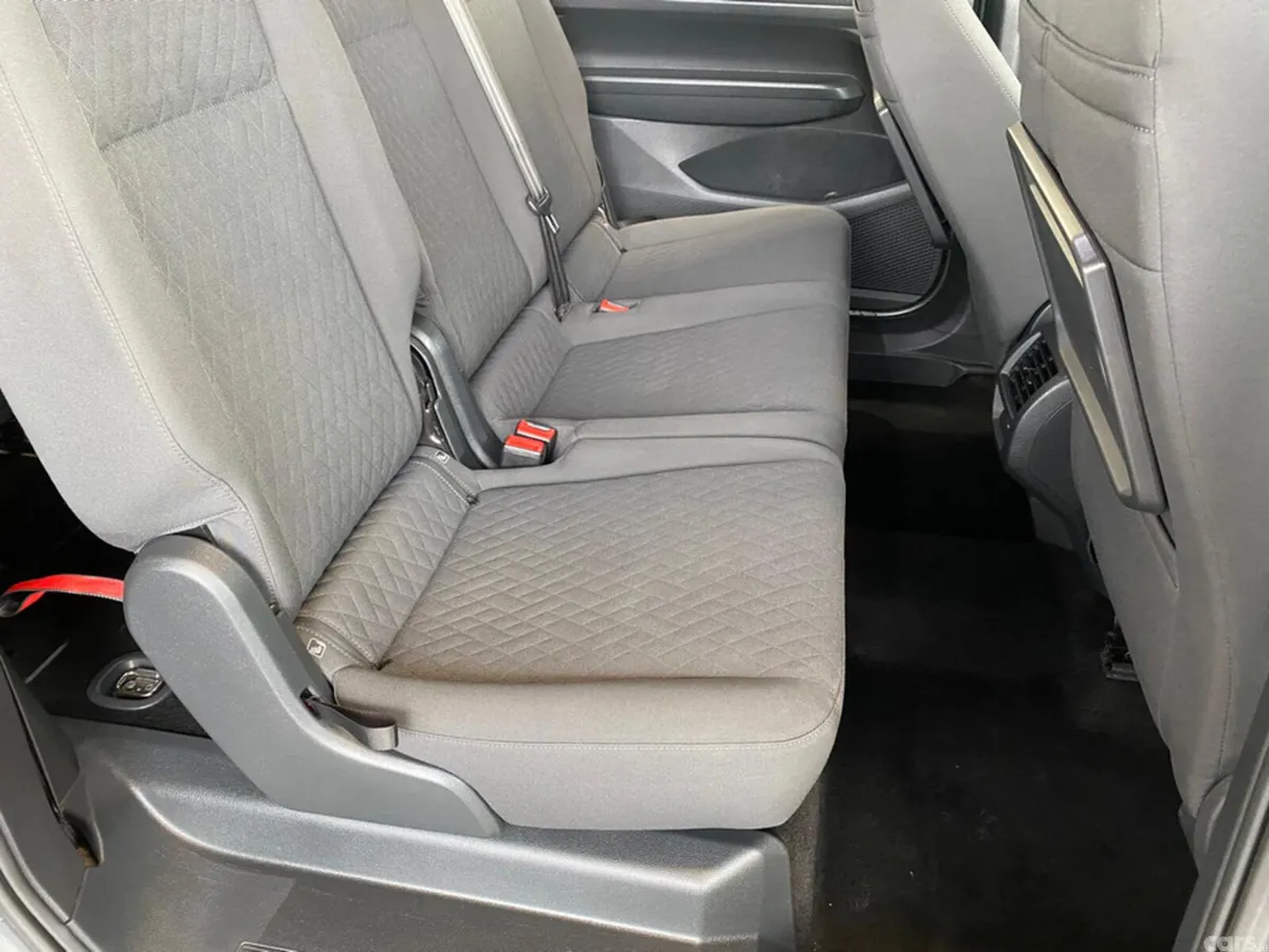 Volkswagen Caddy Maxi Life MPV, Diesel, 2023, Grey