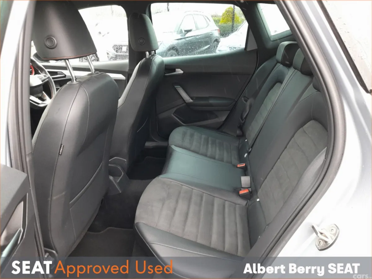 SEAT Arona Hatchback, Petrol, 2023, Grey