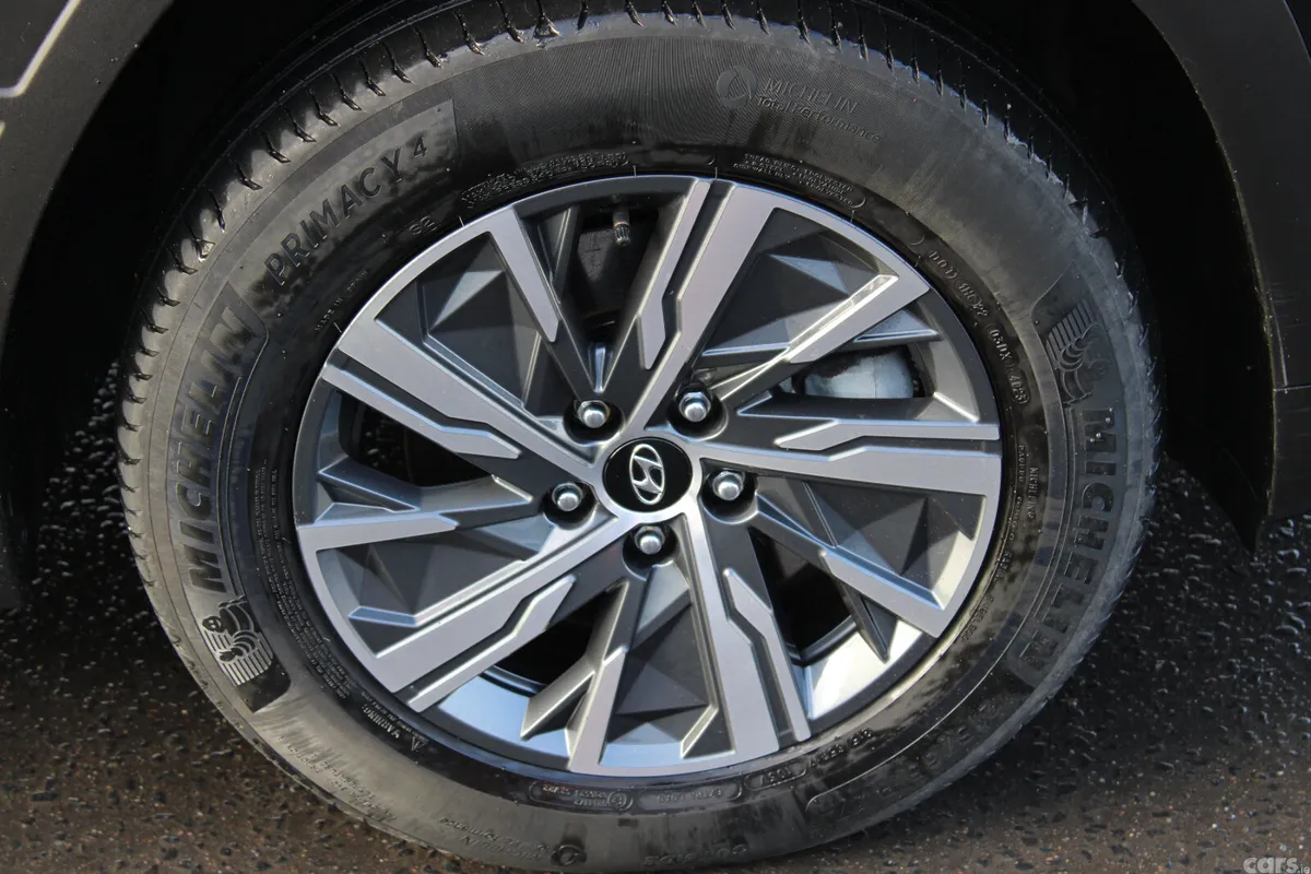 Hyundai Tucson SUV, Petrol Hybrid, 2024, Black