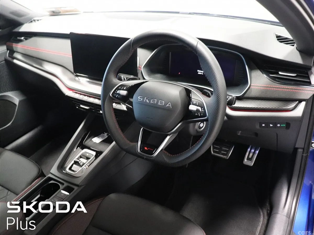 Skoda Octavia Saloon, Petrol, 2025, Blue