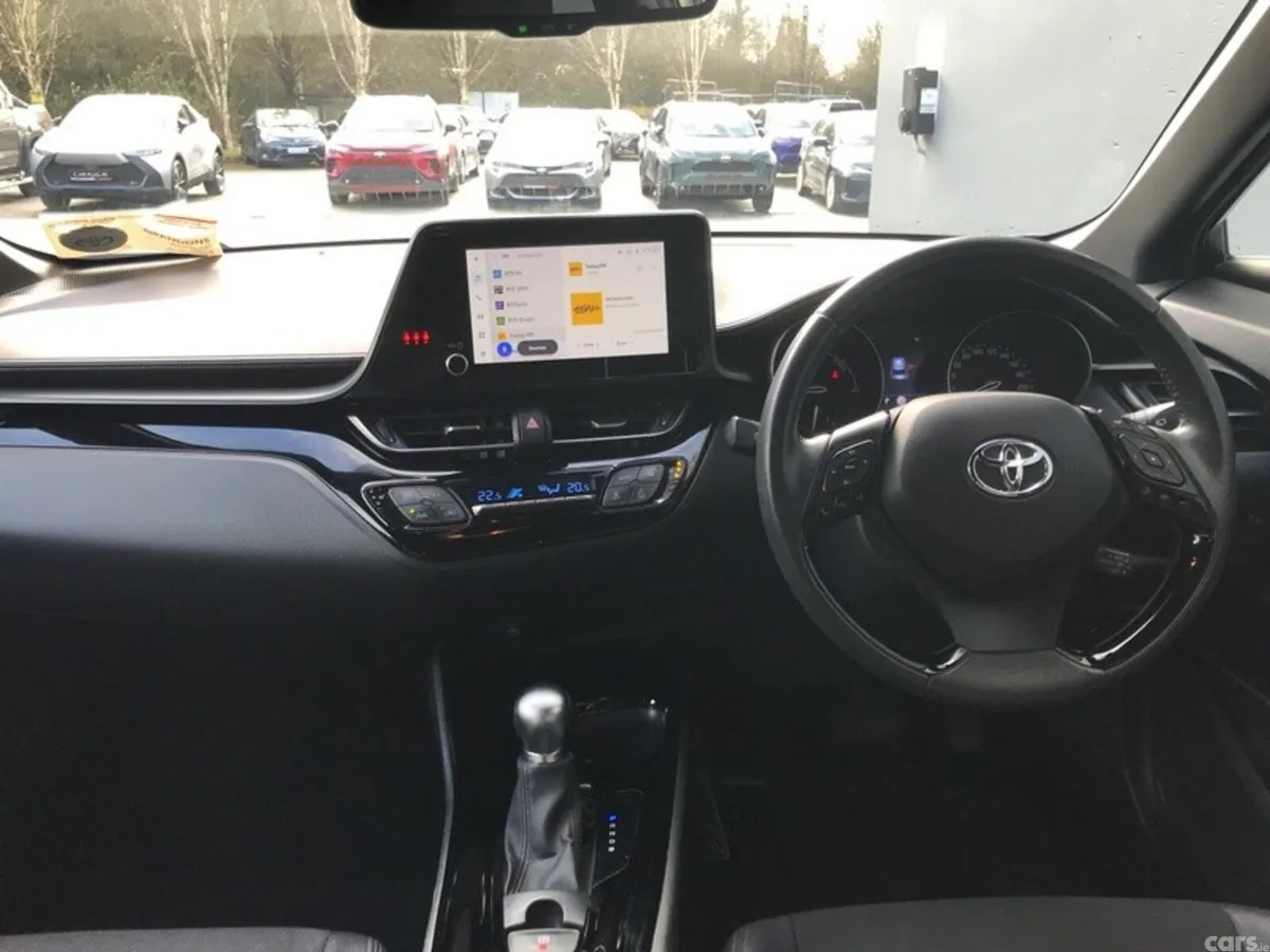 Toyota C-HR SUV, Petrol Hybrid, 2023, Grey