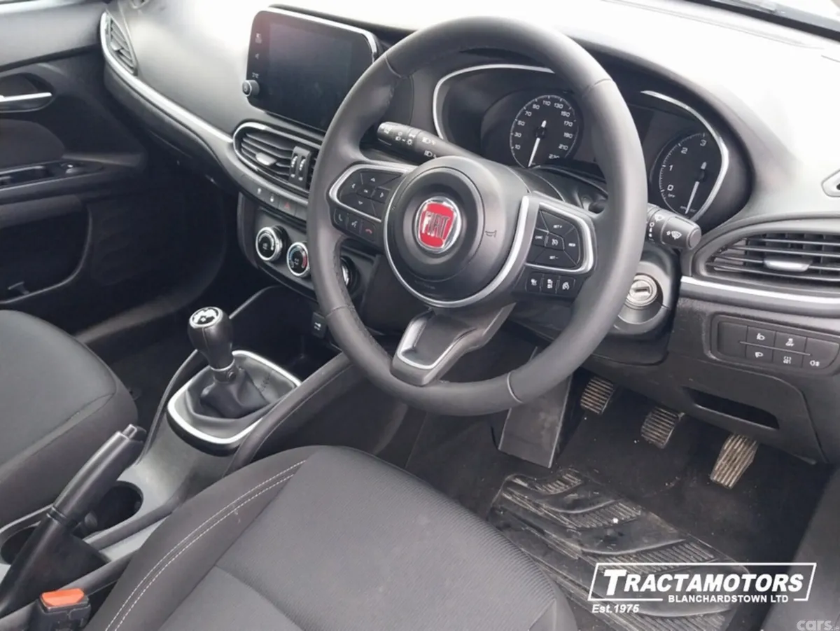 Fiat Tipo Estate, Petrol, 2023, White
