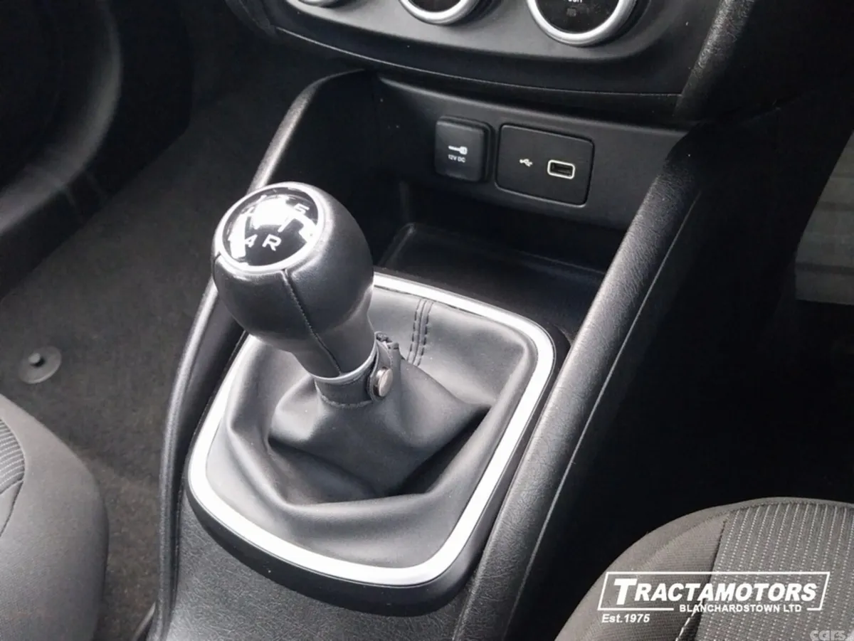 Fiat Tipo Estate, Petrol, 2023, White