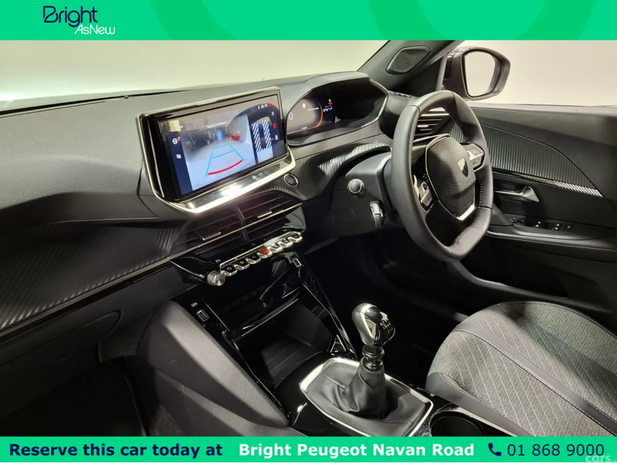 Peugeot 2008 MPV, Petrol, 2025, Grey