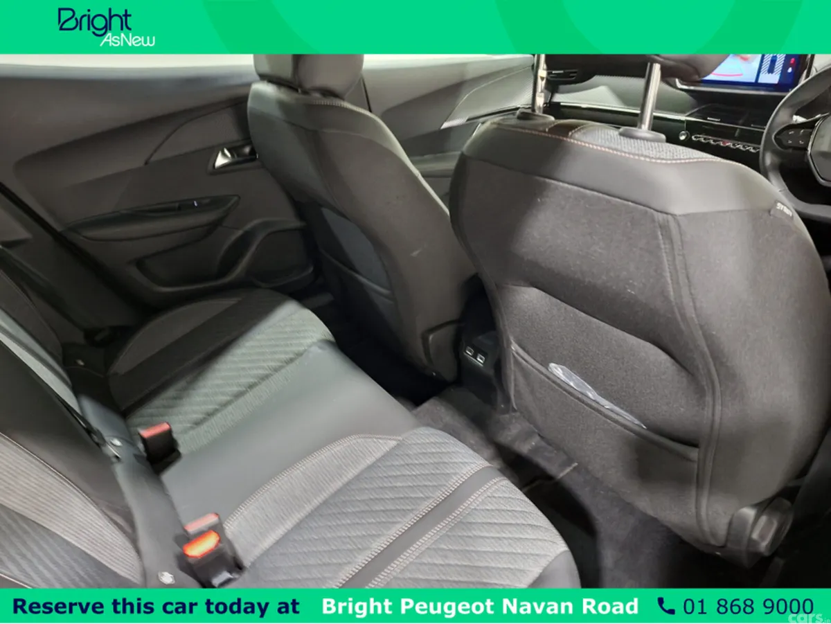 Peugeot 2008 MPV, Petrol, 2025, Grey
