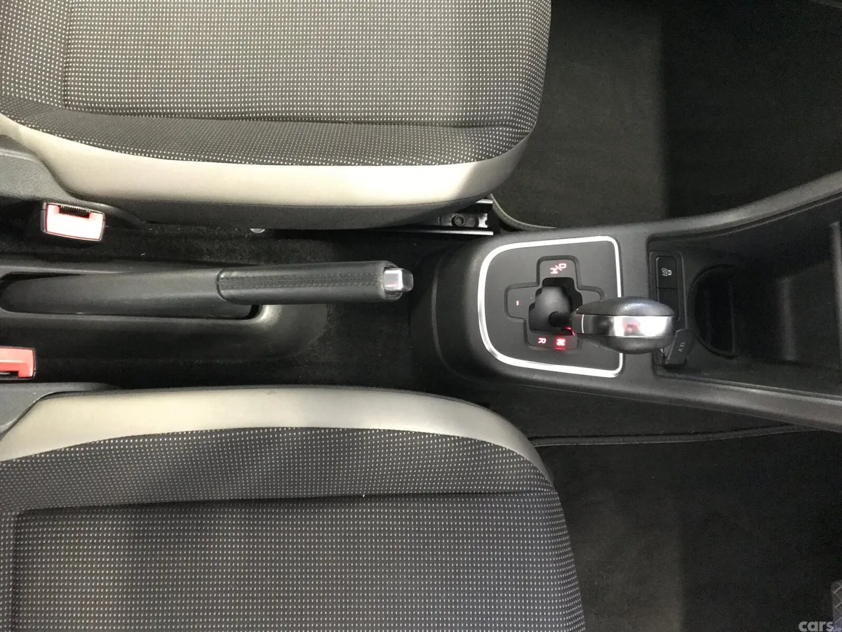 Volkswagen up! Hatchback, Petrol, 2016, Blue