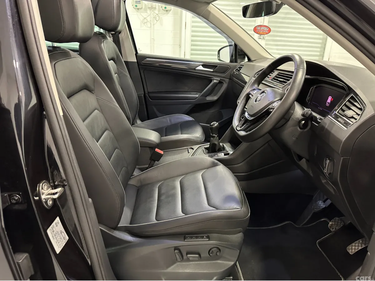 Volkswagen Tiguan Estate, Diesel, 2020, Black